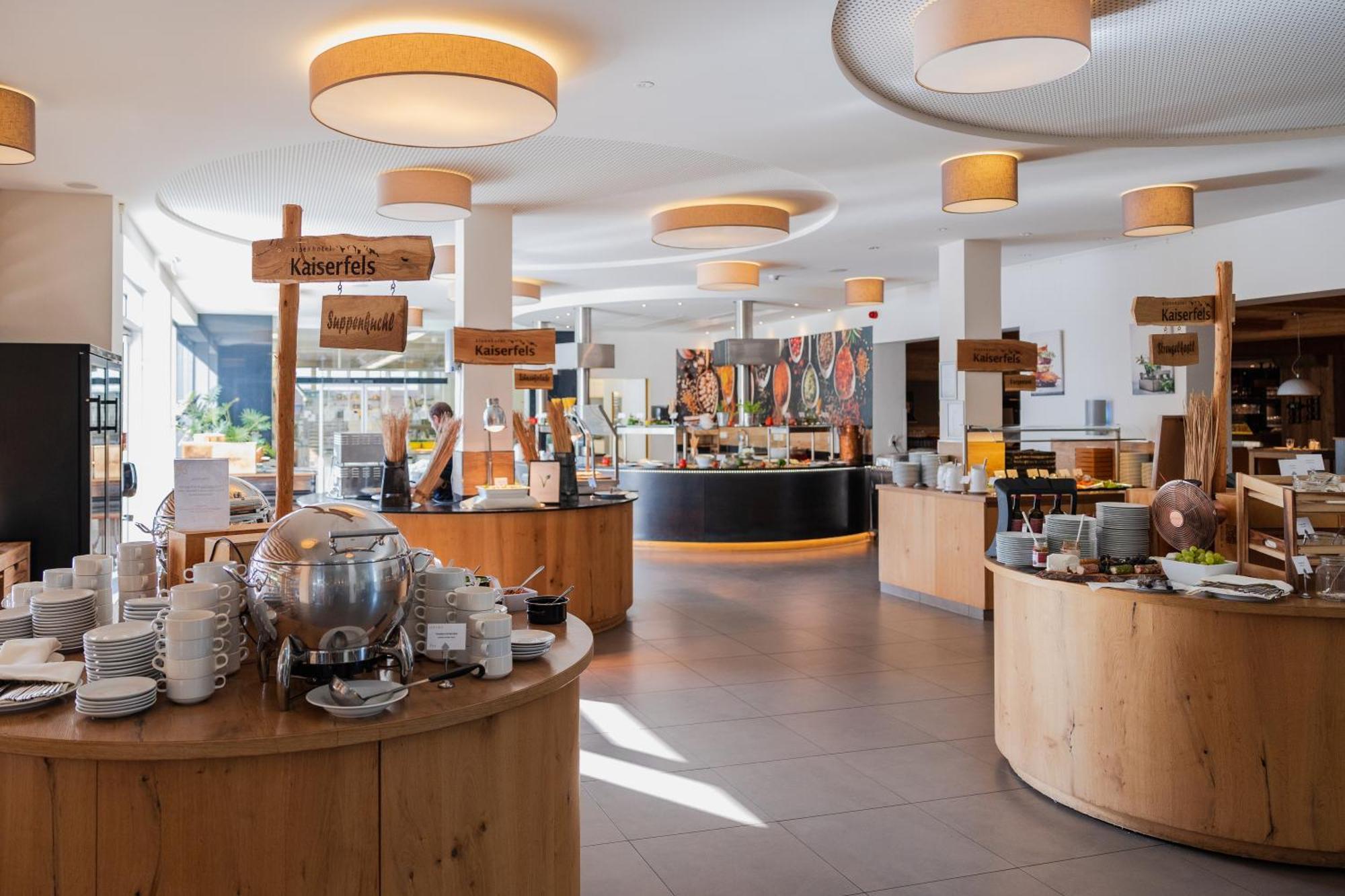 Alpenhotel Kaiserfels Санкт-Йоганн-ін-Тіроль Екстер'єр фото