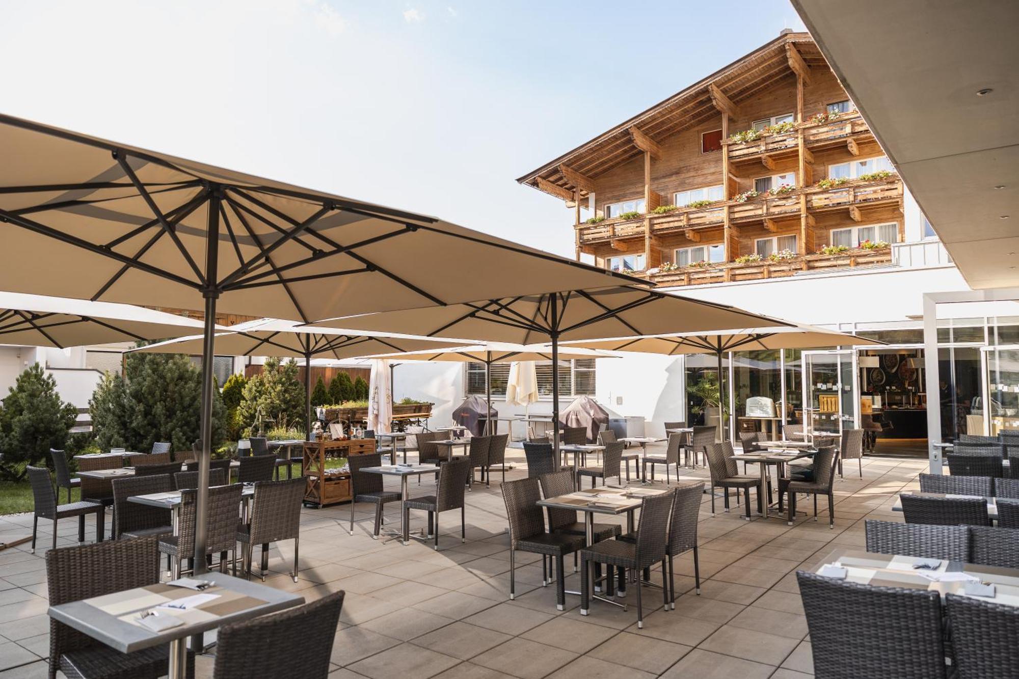 Alpenhotel Kaiserfels Санкт-Йоганн-ін-Тіроль Екстер'єр фото